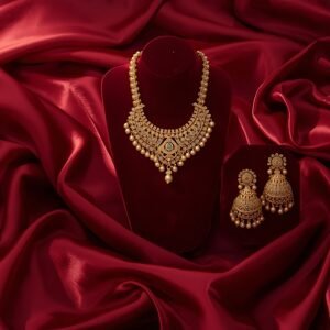 Traditional gold necklaces